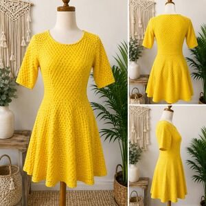 Gianni Bini Yellow Honeycomb Mesh Fit and Flare Mini Dress XS Short Sleeve